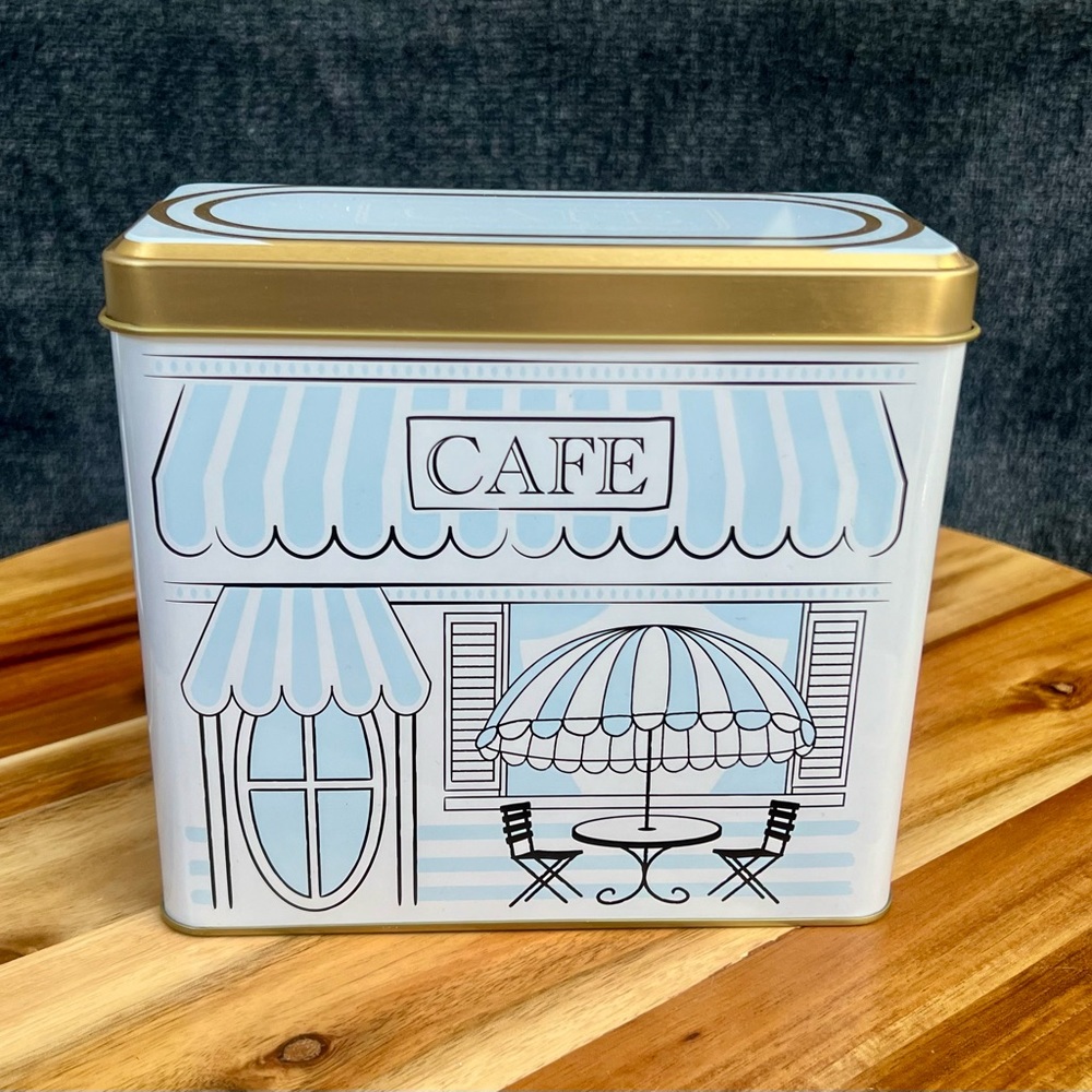 Target Bullseye Spring Time ‘Cafe’ Storage Tin